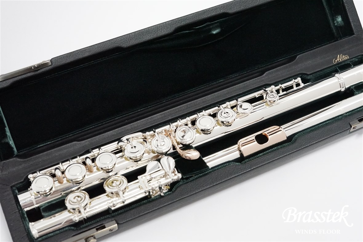 心ときめくピンクゴールドで練習が楽しくなるフルート〜Rose