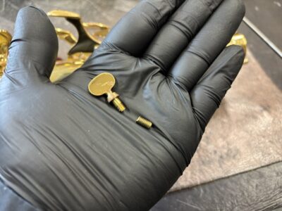【修理ブログ】サックスのネックのネジが折れた！