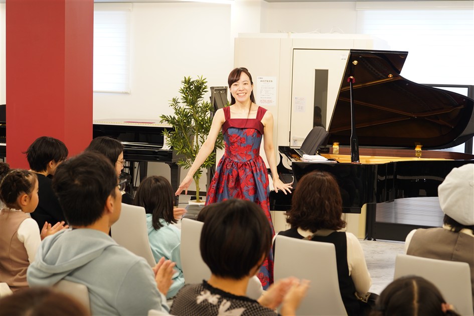 11/9 三重野奈緒サロンコンサート】を開催しました！ - ピアノ専門店