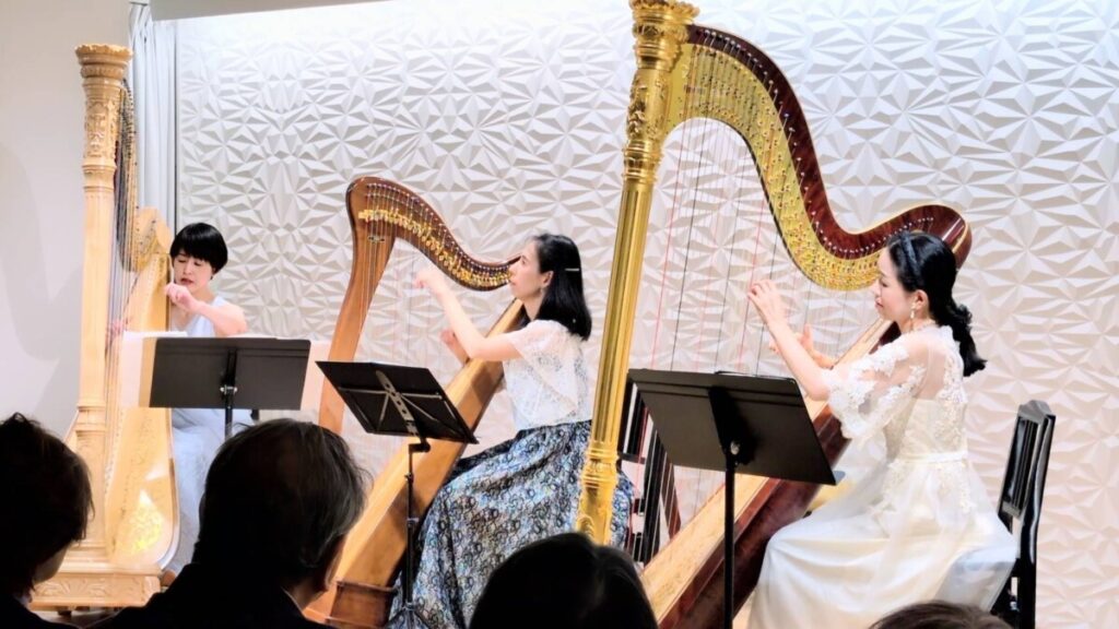 開催レポート】“華麗なるハープトリオの世界”──3種類のハープが