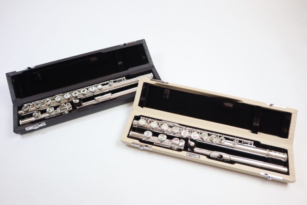 高価買取り】〈ミヤザワ〉フルート買取りさせていただきました