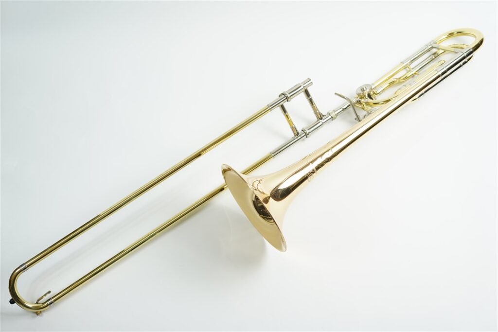 高価買取】テナーバストロンボーン〈ヤマハ〉YSL-882UGを買取り