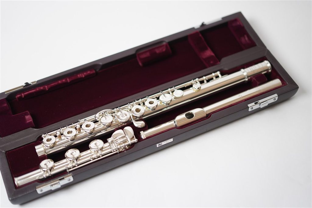 【最高峰・総銀製】ムラマツ フルート SILVER刻印 シリアル2万番台 現状品 高価買取】ムラマツフルートの総銀製フルート『DS-RHEoff』を買い取り