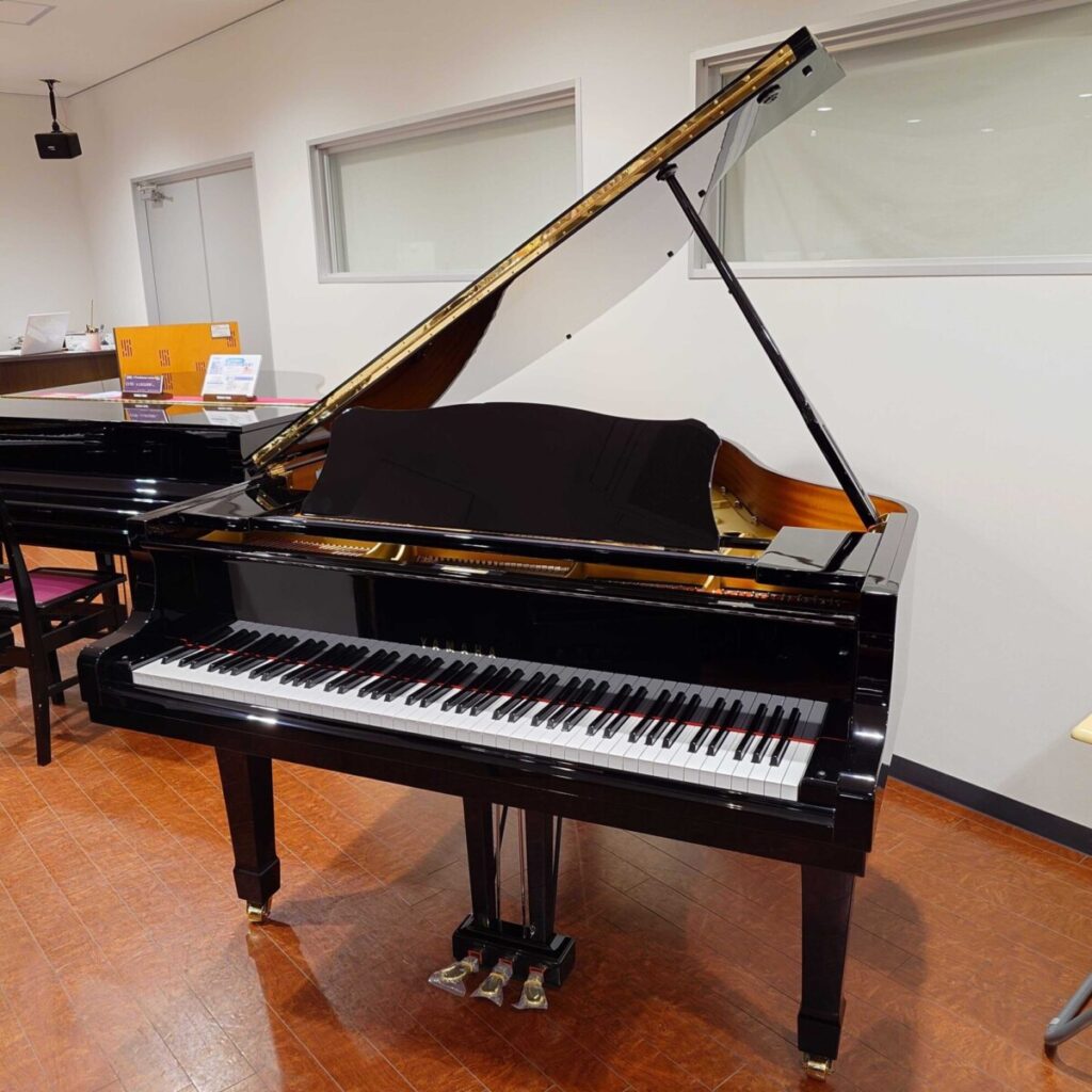 ビートルズ　自動演奏ピアノプレーヤーフロッピー　ヤマハ ヤマハ中古ピアノ SX101RBL 自動演奏装置付き（ピアノプレーヤ