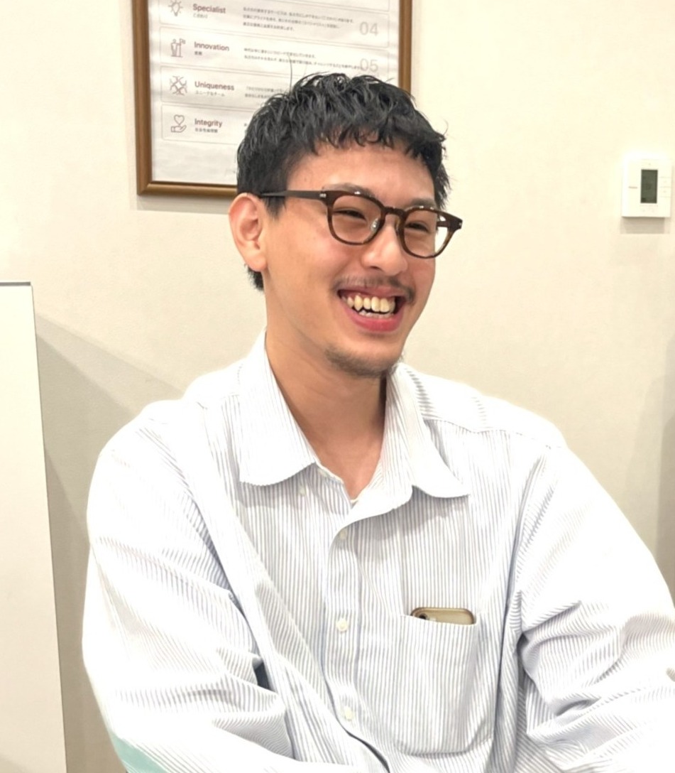 社員